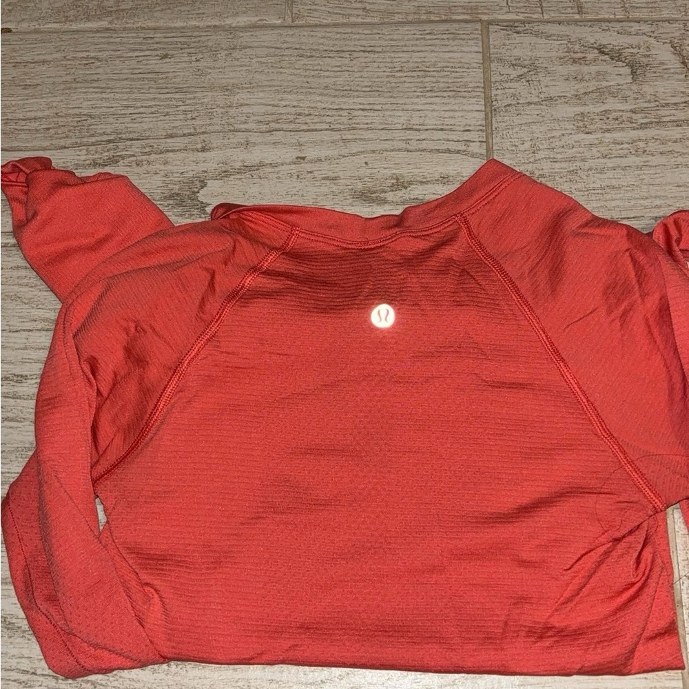 Lululemon Size 2 Swiftly Tech- Long Sleeve - image 2